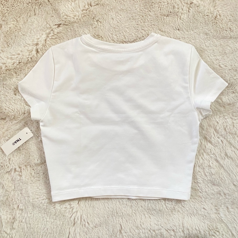 TNA Aritzia Classic White Tee - Picture 6 of 6